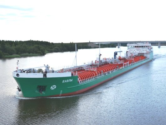 В Астрахани спущен на воду новый сверхсовременный нефтяной танкер