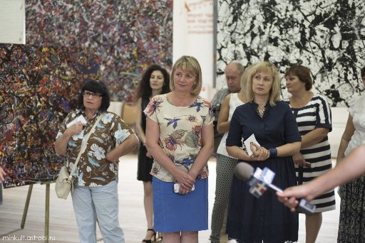 В Астрахани открылась выставка бельгийского художника Дениса де Глуара