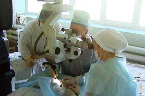 2 тыс. операций на глазах в год можно сделать в Ростове по полису медстраховки