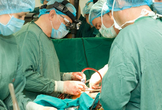 Устройство механической поддержки сердца вживили пациенту на Кубани