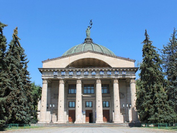 Волгоградскому планетарию закажут проект реконструкции за 62 млн руб.