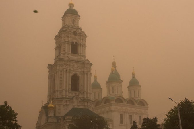 В Астрахани будут бороться с пыльными бурями
