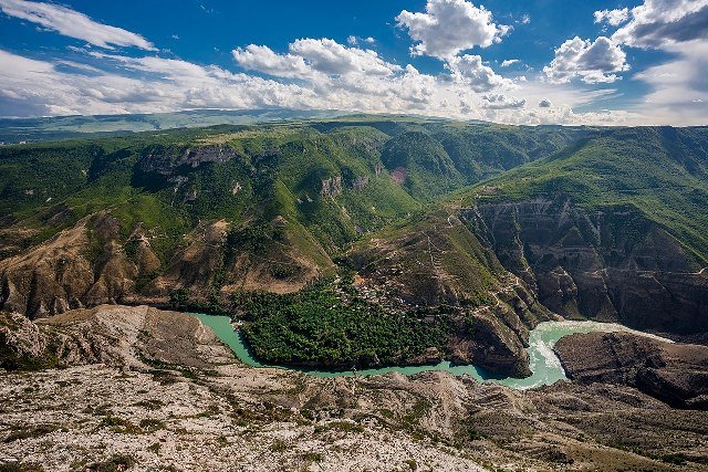 Астраханские туристы застряли в горах Дагестана