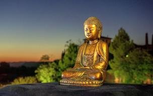 В Калмыкии отметили День рождения Будды Шакьямуни